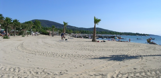 camping sur la plage à port grimaud